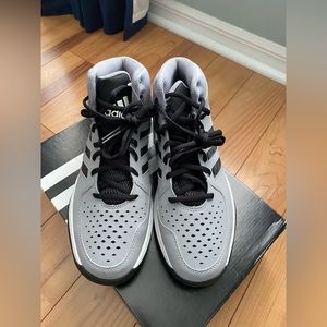 ADIDAS COURT FURY MEN’S 10.5 BRAND NEW IN BOX WITH TAGS NEVER WORN